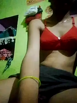 wifedesi7050 online show from May 10, 2026, 4:53 pm