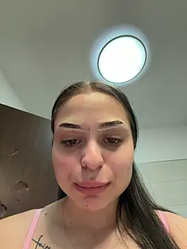 Olivia Noor online show from June 19, 2026, 7:20 pm