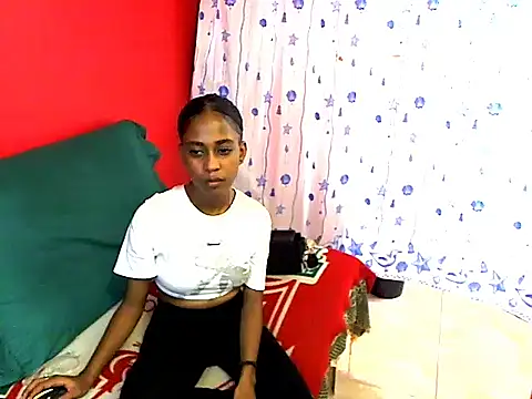 indianvixen02 online show from April 3, 2026, 4:24 pm