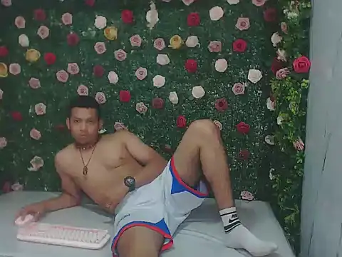 Snapshot of dylans_brown chatting on February 20, 2026, 3:36 pm dylans brown online show from February 20, 2026, 3:36 pm