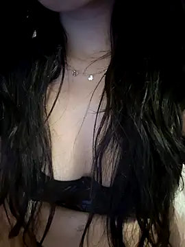 halii21 online show from July 11, 2026, 11:32 am