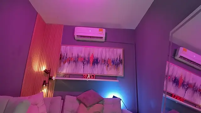 janinne lu online show from April 6, 2026, 11:11 am