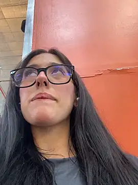 susi chimm online show from April 15, 2026, 1:59 pm