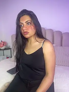 Snapshot of celeste_z chatting on June 1, 2026, 1:33 pm celeste z online show from June 1, 2026, 1:33 pm