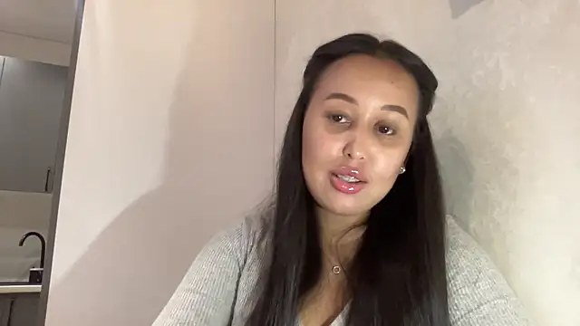 Snapshot of Dana_005 chatting on June 12, 2026, 7:55 pm Dana 005 online show from June 12, 2026, 7:55 pm