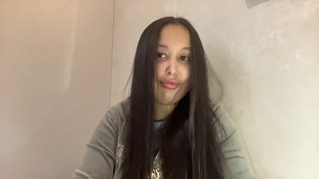 Dana 005 online show from March 7, 2026, 7:08 pm