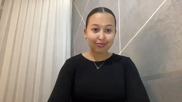 Snapshot of Dana_005 chatting on May 18, 2026, 9:08 pm Dana 005 online show from May 18, 2026, 9:08 pm