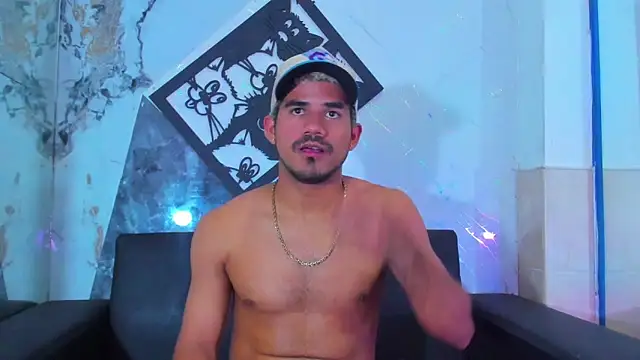 Latins on fire online show from March 19, 2026, 1:38 am