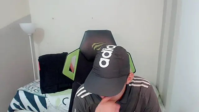 Street poemm  online show from March 6, 2026, 9:32 pm