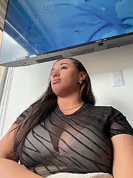 Eyssha online show from March 31, 2026, 9:17 pm