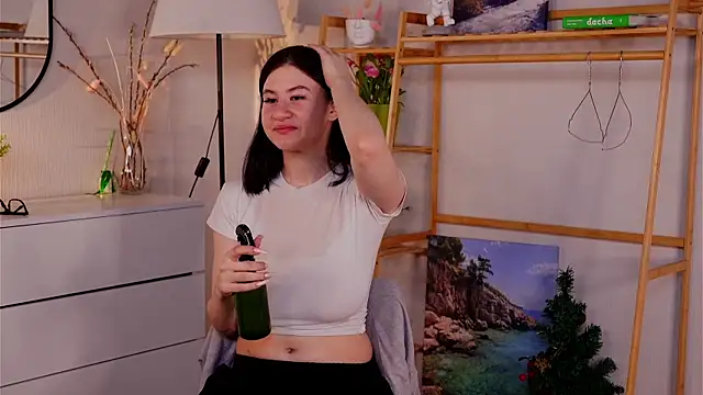 Snapshot of TwilaMode chatting on March 2, 2026, 7:15 am TwilaMode online show from March 2, 2026, 7:15 am