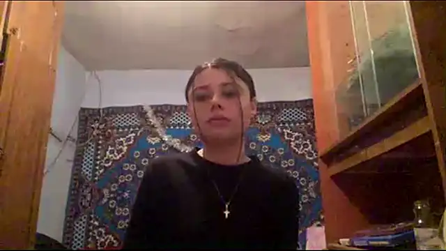 SunnyServano online show from April 23, 2026, 1:24 pm