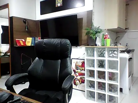 FabioZoe1 online show from April 24, 2026, 1:07 am