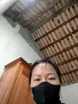 Snapshot of millkon chatting on February 21, 2026, 1:29 am millkon online show from February 21, 2026, 1:29 am