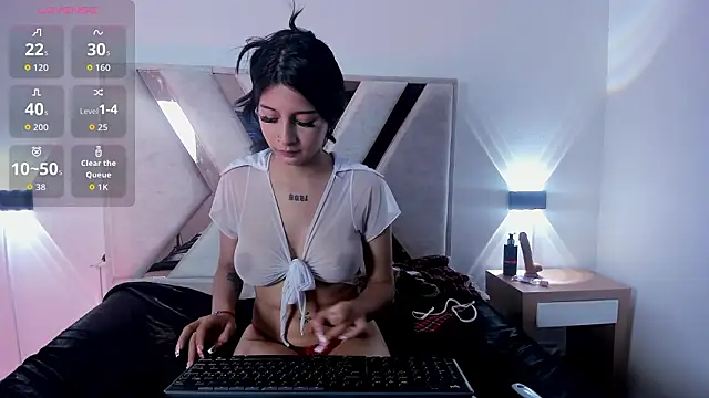 EmilyCranfort online show from February 26, 2026, 9:26 pm