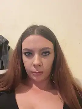 Snapshot of SexyLily22x chatting on February 28, 2026, 12:32 am SexyLily22x online show from February 28, 2026, 12:32 am