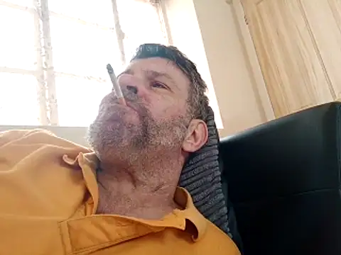 stud2512 online show from April 4, 2026, 12:56 pm