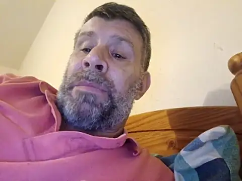 stud2512 online show from March 5, 2026, 10:59 pm