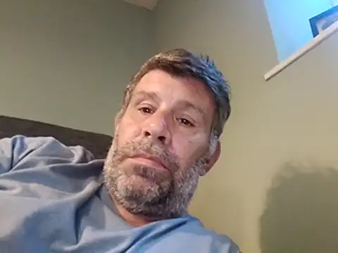 Snapshot of stud2512 chatting on July 1, 2026, 8:09 pm stud2512 online show from July 1, 2026, 8:09 pm