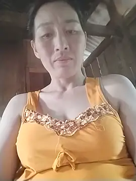 lris-Beauty77 online show from July 10, 2026, 10:15 am