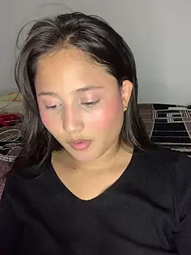 laly spank online show from April 24, 2026, 12:23 am