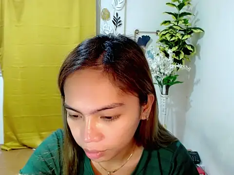ur asianhotleah online show from March 23, 2026, 8:08 pm