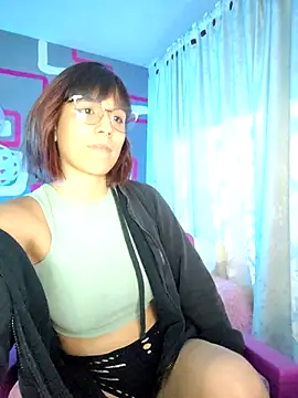 ElowenVirelle online show from February 21, 2026, 5:09 am