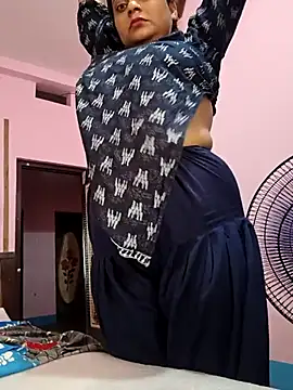 Snapshot of Aanushaka chatting on June 14, 2026, 2:24 am Aanushaka online show from June 14, 2026, 2:24 am