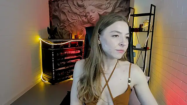 DianaAvis online show from April 4, 2026, 9:27 am