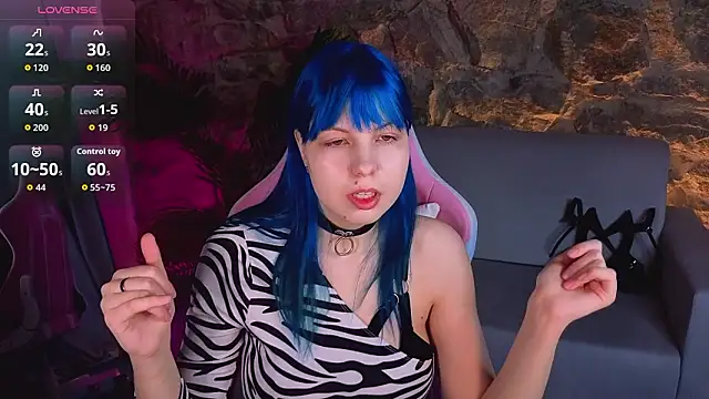 SofiaSterns online show from March 5, 2026, 1:46 am