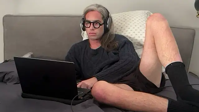 Snapshot of castlescastles chatting on February 21, 2026, 1:57 pm castlescastles online show from February 21, 2026, 1:57 pm