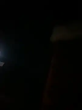 Snapshot of Milagrossuwu chatting on February 25, 2026, 12:22 am Milagrossuwu online show from February 25, 2026, 12:22 am