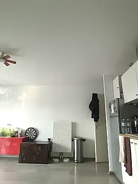 eruzam59000 online show from April 14, 2026, 6:02 pm