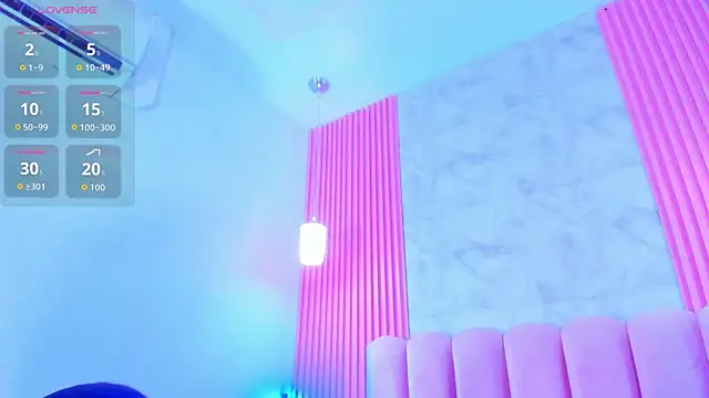 Snapshot of ArianaRougee chatting on July 15, 2026, 4:19 am ArianaRougee online show from July 15, 2026, 4:19 am