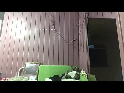 Snapshot of sweetycastanie chatting on March 22, 2026, 9:38 pm sweetycastanie online show from March 22, 2026, 9:38 pm