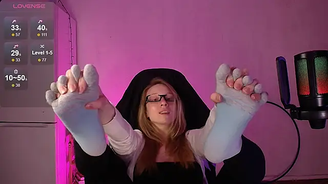 Snapshot of SatinSinner chatting on March 1, 2026, 3:56 pm SatinSinner online show from March 1, 2026, 3:56 pm