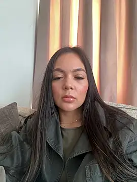 HiddenHalo1 online show from April 22, 2026, 12:01 pm