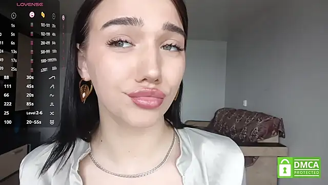 GilberteBauch online show from March 28, 2026, 4:02 am