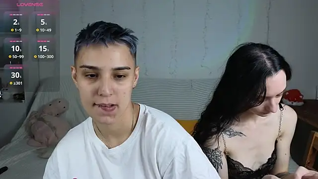 LuxuryLoverss online show from July 11, 2026, 12:05 pm