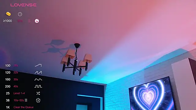 Jade Amore online show from April 5, 2026, 4:46 pm