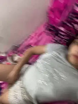 Sexy mia outdoors online show from April 16, 2026, 8:48 am