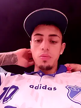 Snapshot of Cristianramos199 chatting on March 1, 2026, 4:40 pm Cristianramos199 online show from March 1, 2026, 4:40 pm