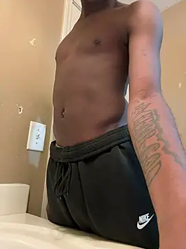 bigdcreamy online show from February 22, 2026, 8:21 pm