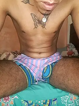 Snapshot of aron_yael chatting on February 23, 2026, 12:17 pm aron yael online show from February 23, 2026, 12:17 pm