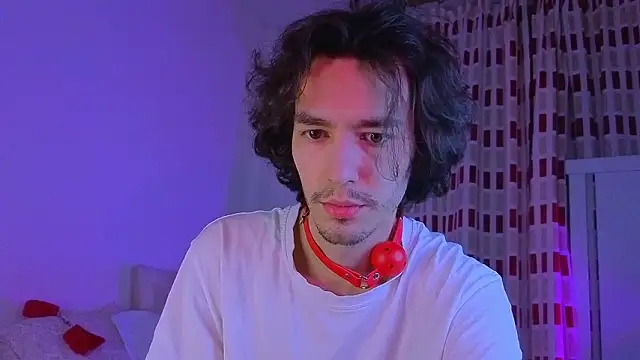 crybae online show from March 19, 2026, 12:54 am