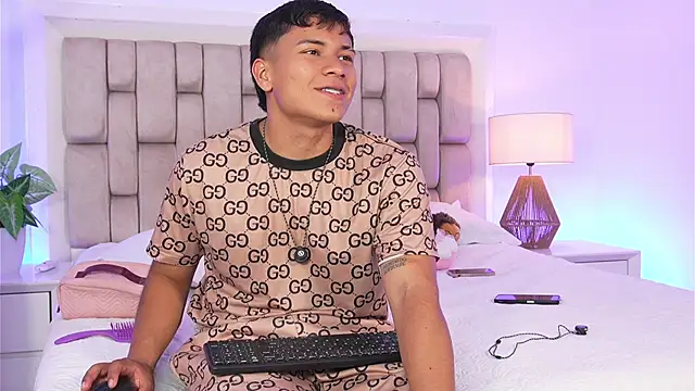 jordan thompson online show from April 8, 2026, 1:18 am