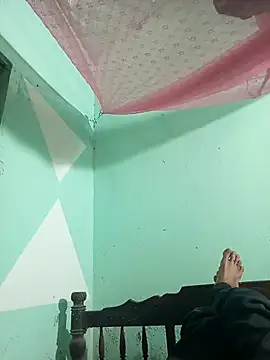 Snapshot of hungdecu chatting on February 27, 2026, 12:38 pm hungdecu online show from February 27, 2026, 12:38 pm