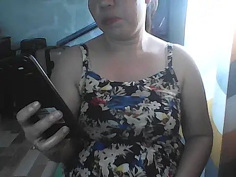 Snapshot of sweet_lhyn chatting on March 2, 2026, 7:15 am sweet lhyn online show from March 2, 2026, 7:15 am