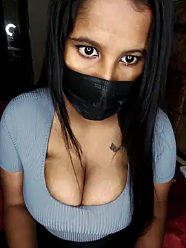 Richa Sharma321 online show from March 2, 2026, 2:57 pm