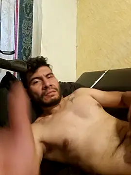 boyp3netrat0r online show from April 24, 2026, 11:01 am